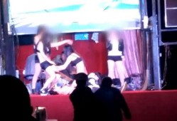 爆料女生跳舞视频,女生热舞视频引发网友热议，舞蹈魅力令人陶醉