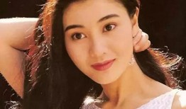 港姐爆料女星是谁呀视频,揭秘神秘女星是谁？